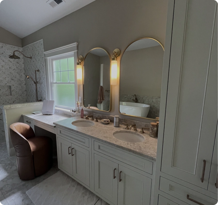 Modern bathroom with elegant fixtures.